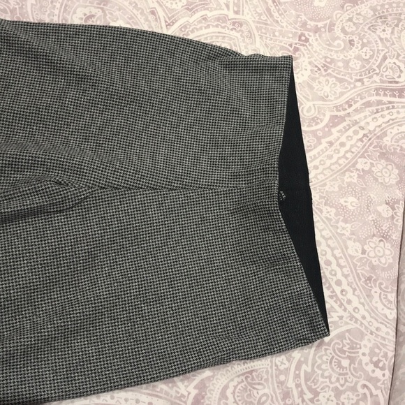 ZARA Basic Houndstooth Leggings - Picture 3 of 5